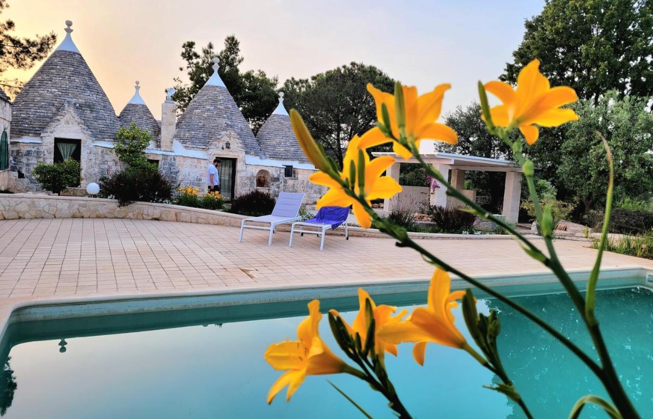 Trullo Bosco Libero Ostuni Villa Luaran gambar