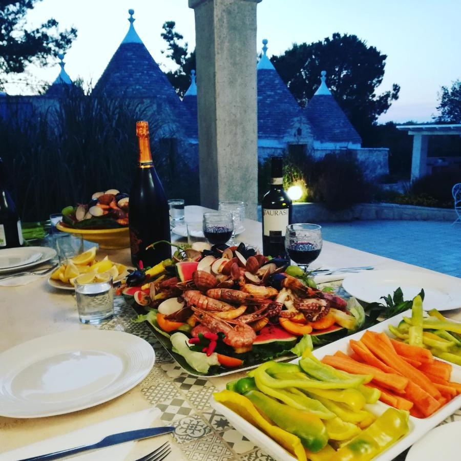 Trullo Bosco Libero Ostuni Villa Luaran gambar