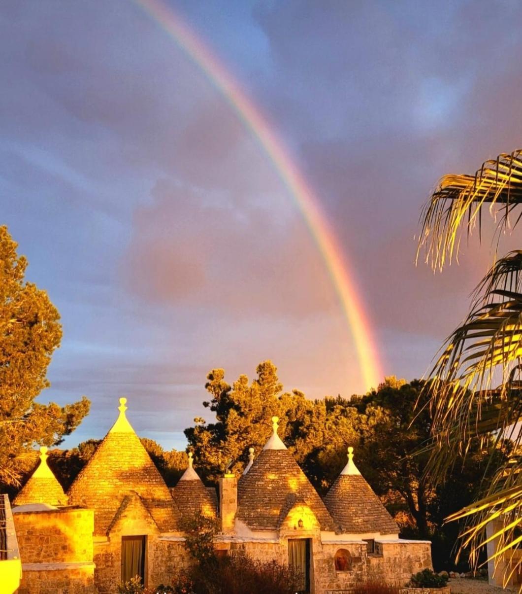 Trullo Bosco Libero Ostuni Villa Luaran gambar