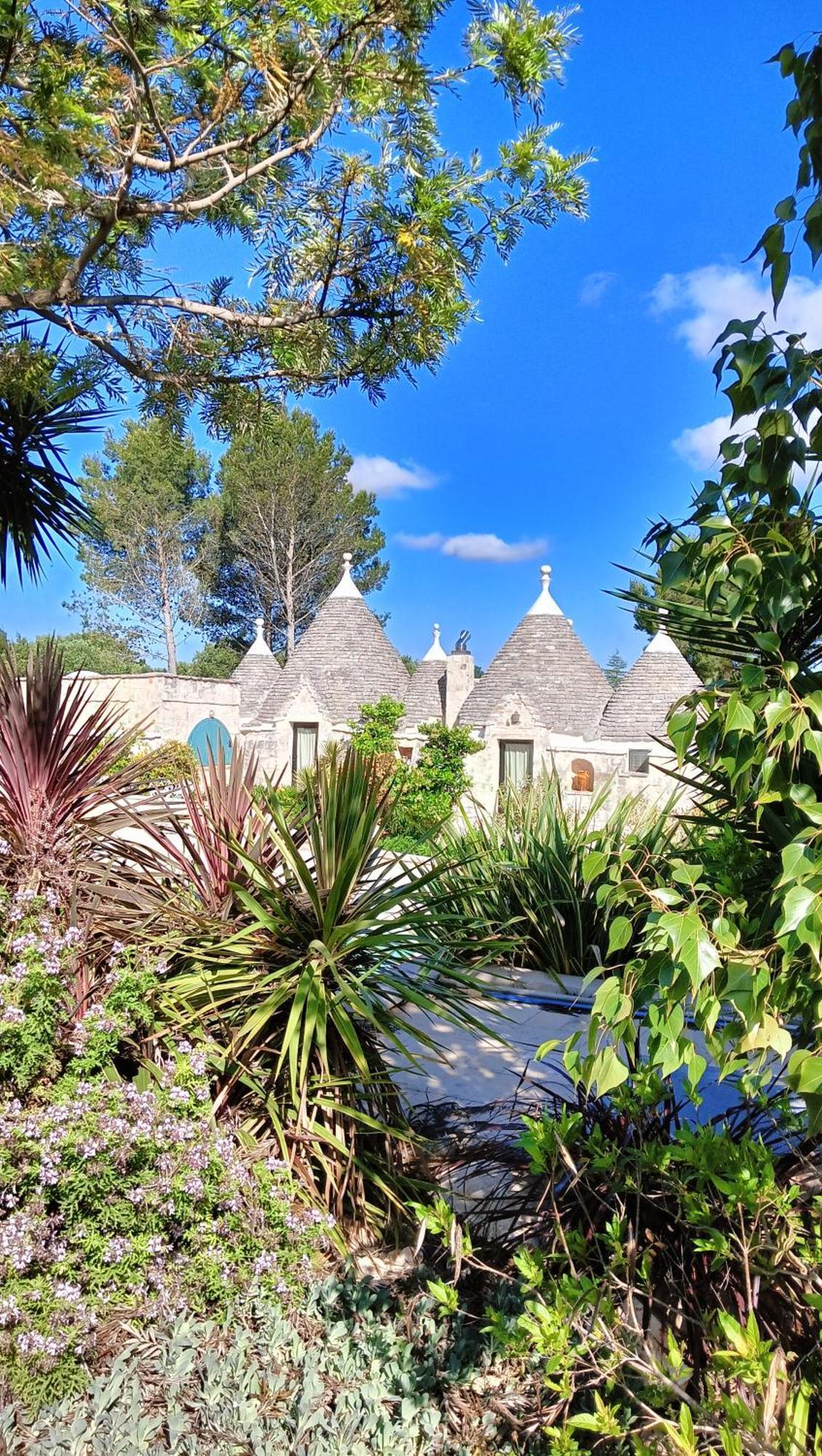 Trullo Bosco Libero Ostuni Villa Luaran gambar